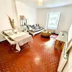Appartement Bel appartement à Villecroze